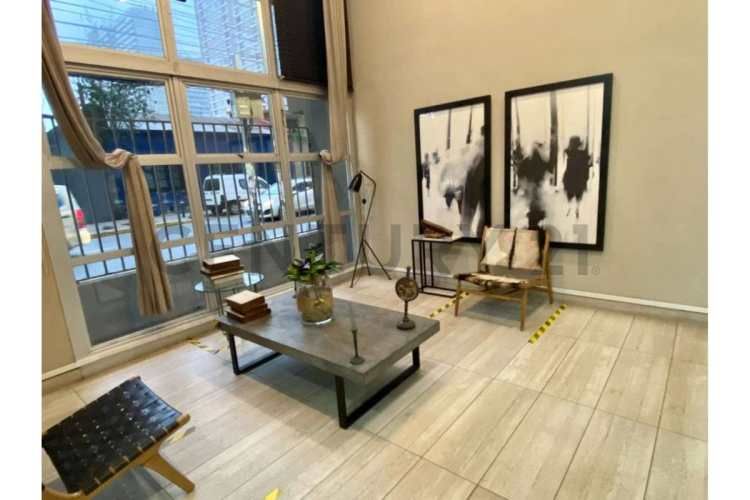 EN VENTA AMPLIO DEPTO CON ESTACIONAMIENTO