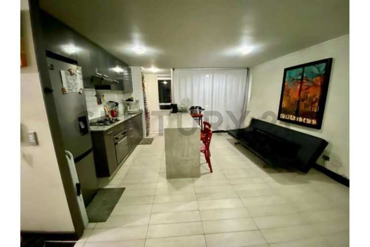 EN VENTA AMPLIO DEPTO CON ESTACIONAMIENTO