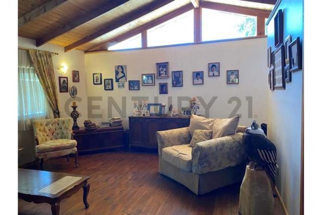 Propiedad Comercial  Galpón bodega y Casa