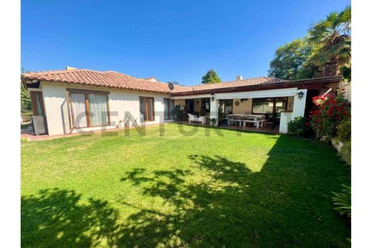 CASA EN CONDOMINIO PIEDRA ROJA - CHICUREO