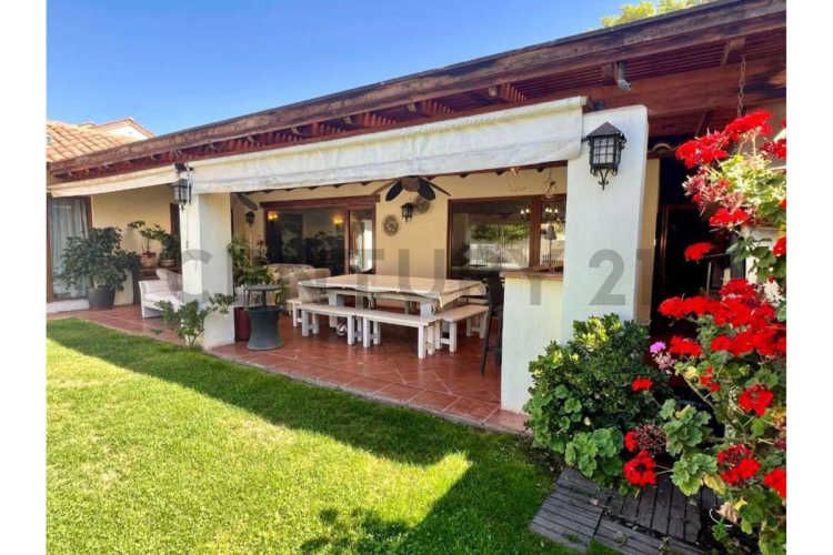 CASA EN CONDOMINIO PIEDRA ROJA - CHICUREO