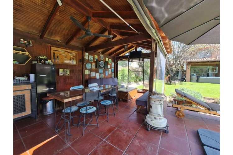 VENTA CASA ESTILO CHILENA  SANTA ELENA-CHICUREO