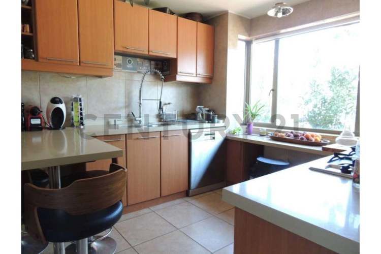 VENTA CASA ESTILO CHILENA  SANTA ELENA-CHICUREO