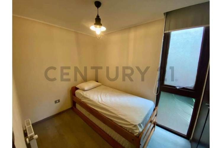 SE VENDE ESPACIOSO Y MODERNO TOWNHOUSE CHICUREO