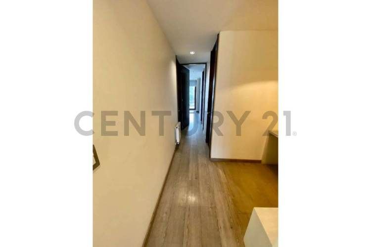 SE VENDE ESPACIOSO Y MODERNO TOWNHOUSE CHICUREO