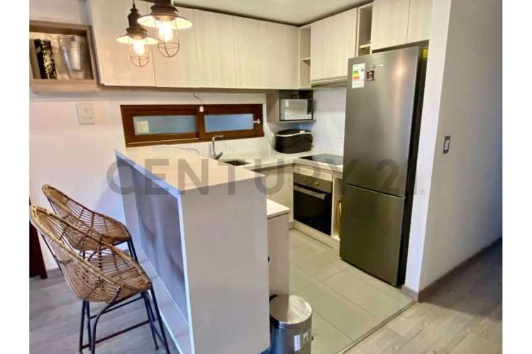 SE VENDE ESPACIOSO Y MODERNO TOWNHOUSE CHICUREO