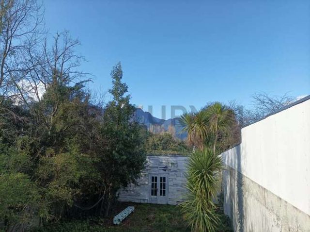 Propiedad comercial centro Pucón, terreno 433,5 m2 a pasos Av. O’Higgins y playa