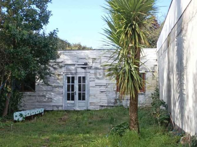 Propiedad comercial centro Pucón, terreno 433,5 m2 a pasos Av. O’Higgins y playa