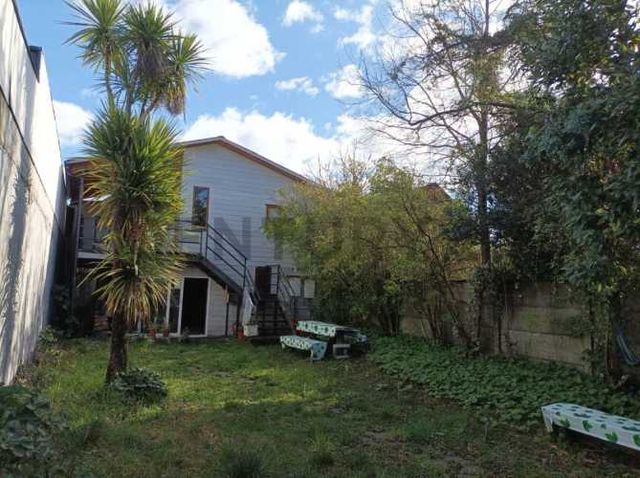 Propiedad comercial centro Pucón, terreno 433,5 m2 a pasos Av. O’Higgins y playa