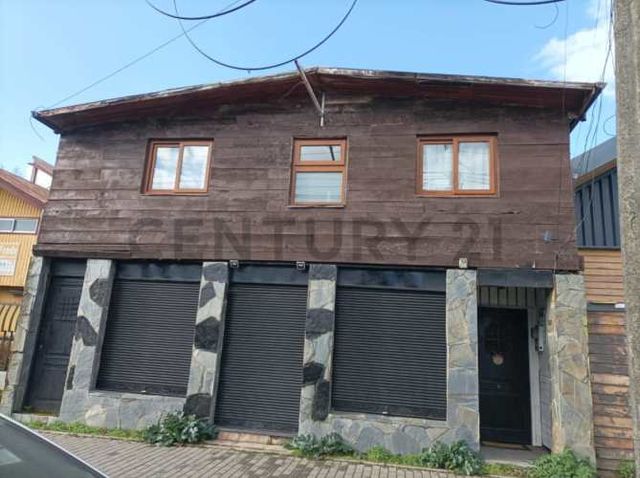 Propiedad comercial centro Pucón, terreno 433,5 m2 a pasos Av. O’Higgins y playa