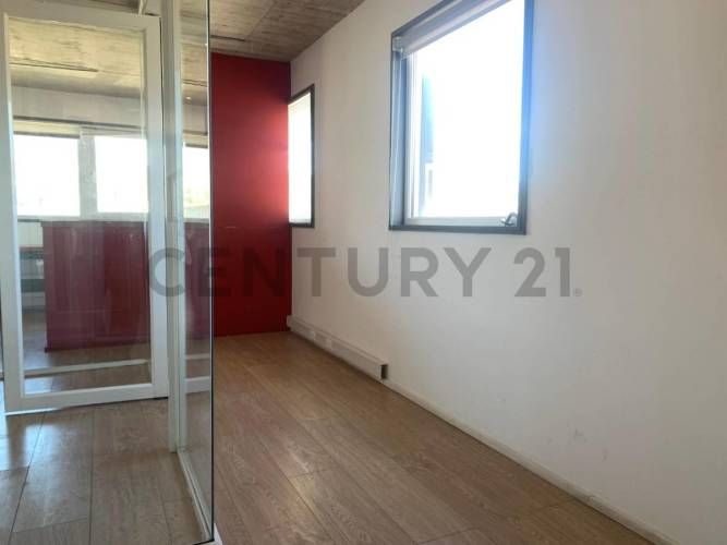 OFICINA EN VENTA EDIFICIO ALTA TERRA , PUCON