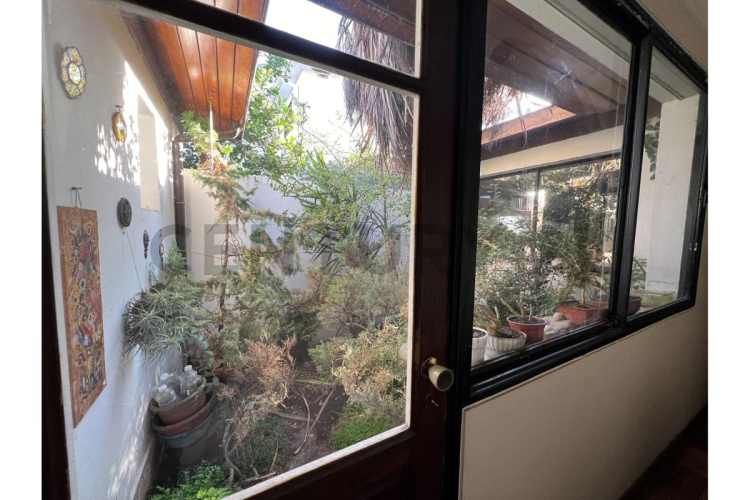 SE VENDE CASA EN LAS CONDES