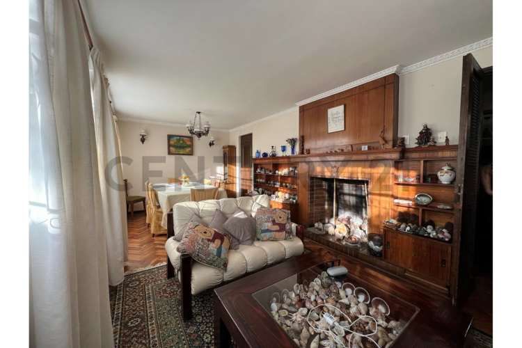 SE VENDE CASA EN LAS CONDES