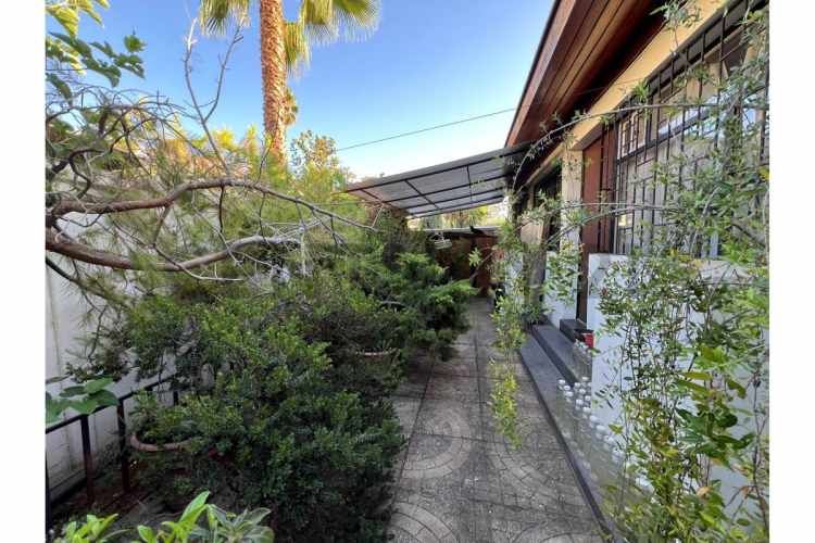 SE VENDE CASA EN LAS CONDES