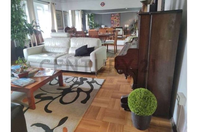 OFICINA EXCELENTE CONECTIVIDAD PARQUE BUSTAMANTE