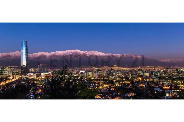 OFICINAS GRAN TORRE COSTANERA