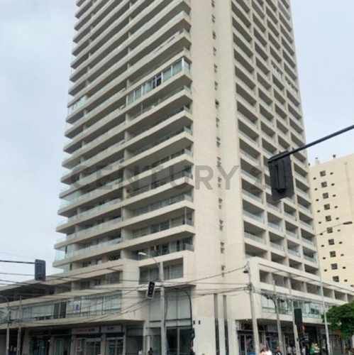 SE VENDE DEPTO. EN EL CENTRO DE VIÑA DEL MAR