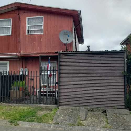 Vendo Casa 2 pisos en Calle Venezuela (123084)