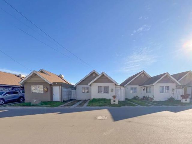 LINDA CASA EN VENTA EN CONDOMINIO NOVA HACIENDA, COQUIMBO.