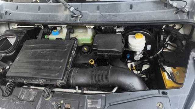 Furgon de Carga IVECO