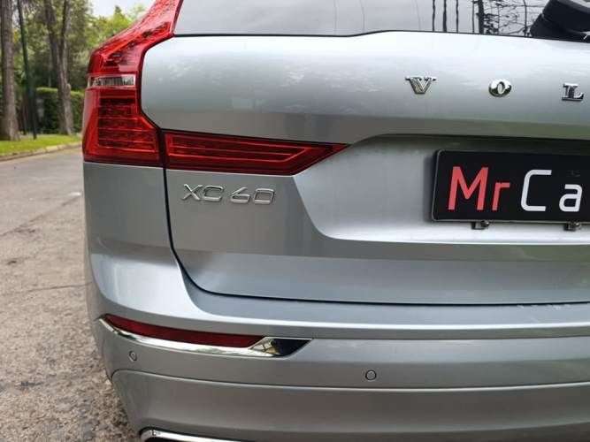 VOLVO XC60 2019