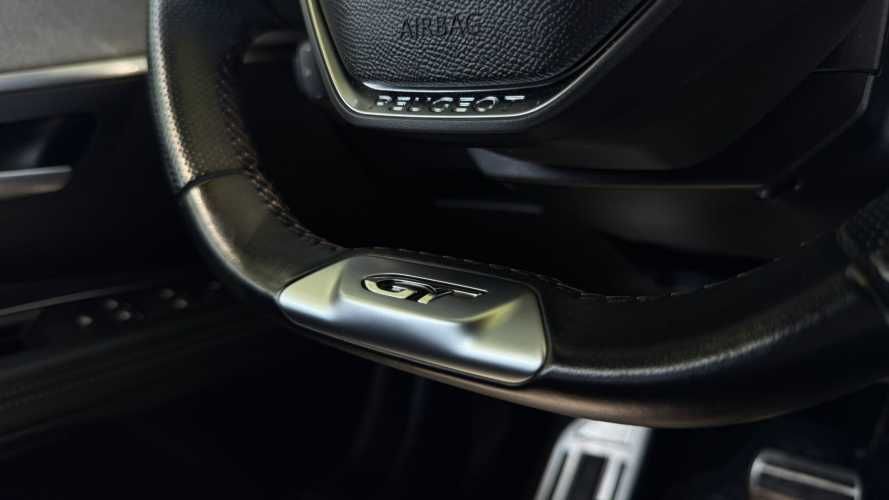 Peugeot 3008 130 EAT8 1.5 AUT (2022)