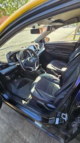 Taxi Básico Toyota Yaris 2018