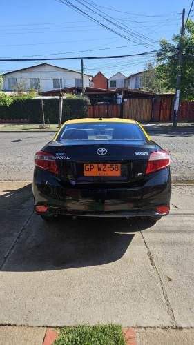 Taxi Básico Toyota Yaris 2018