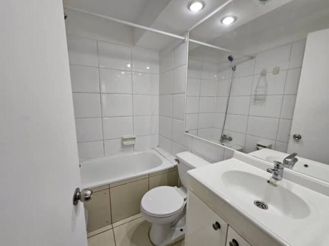 VENTA 1 DORMITORIO CON BODEGA,  1° PISO. SANTIAGO