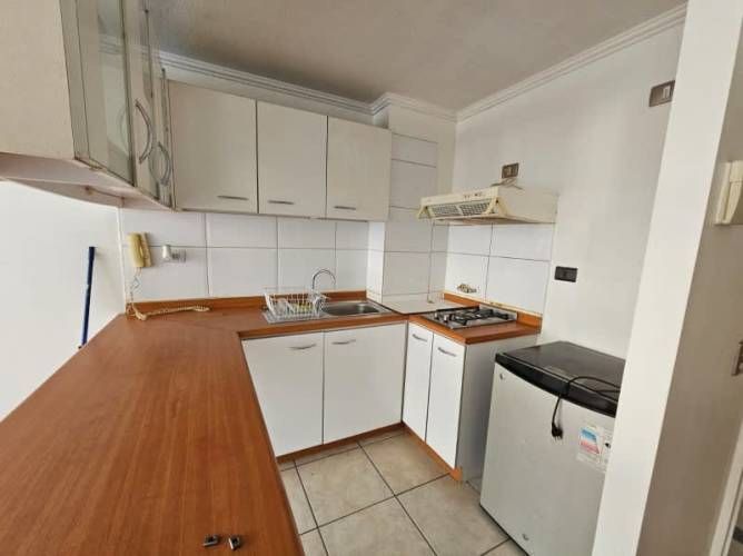 VENTA 1 DORMITORIO CON BODEGA,  1° PISO. SANTIAGO