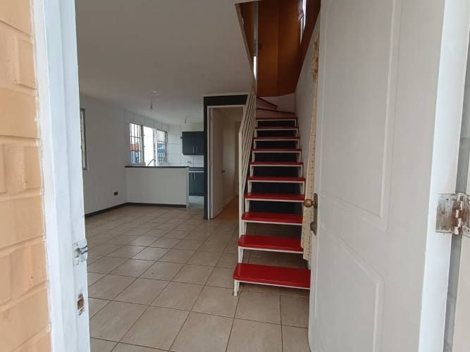 CASA EN LA CANTERA COQUIMBO