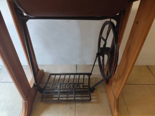 Máquina Singer Antigua - Pieza de Colección