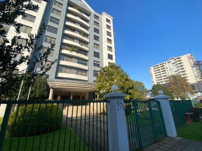 AMPLIO DEPARTAMENTO EN ARRIENDO EDIFICIO EL BOSQUE.