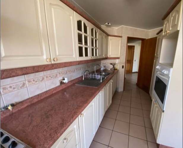 AMPLIO DEPARTAMENTO EN ARRIENDO EDIFICIO EL BOSQUE.