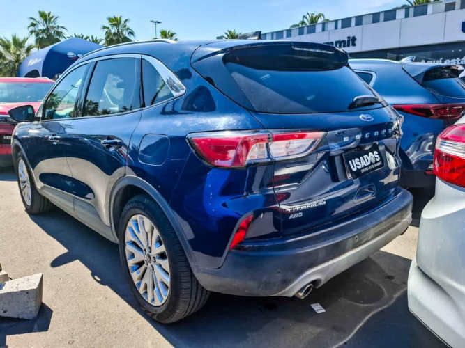 FORD ESCAPE 2021