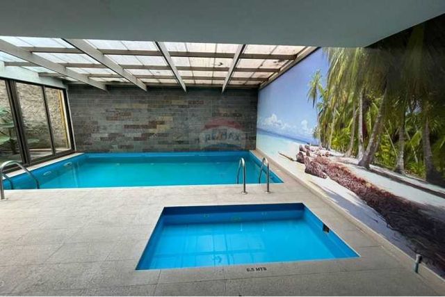 Departamento frente a metro cerro blanco