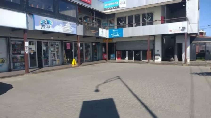 Local CALLE EJÉRCITO ESQUINA AV COLÓN