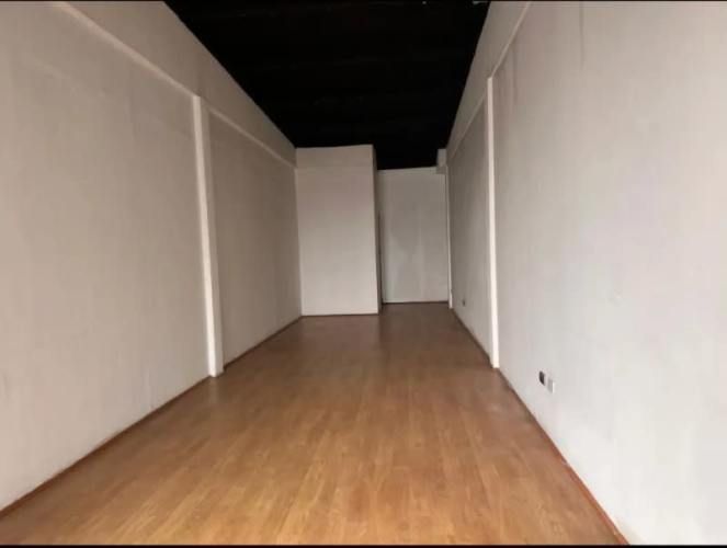 Local CALLE EJÉRCITO ESQUINA AV COLÓN