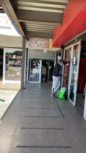 Local CALLE EJÉRCITO ESQUINA AV COLÓN