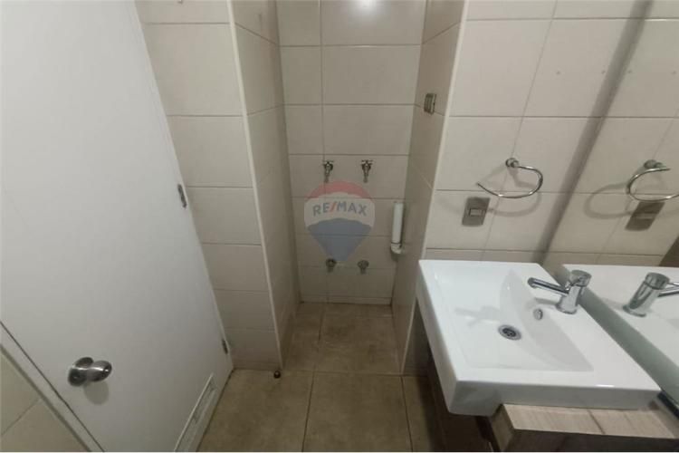 Depto en independencia calle venecia.