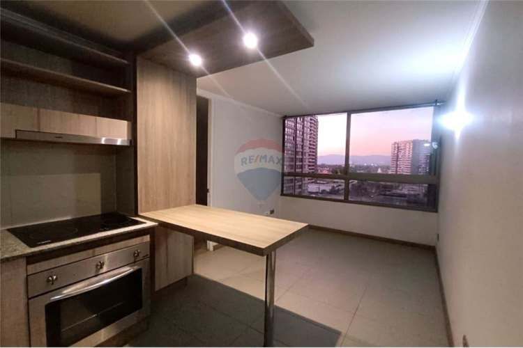 Depto en independencia calle venecia.