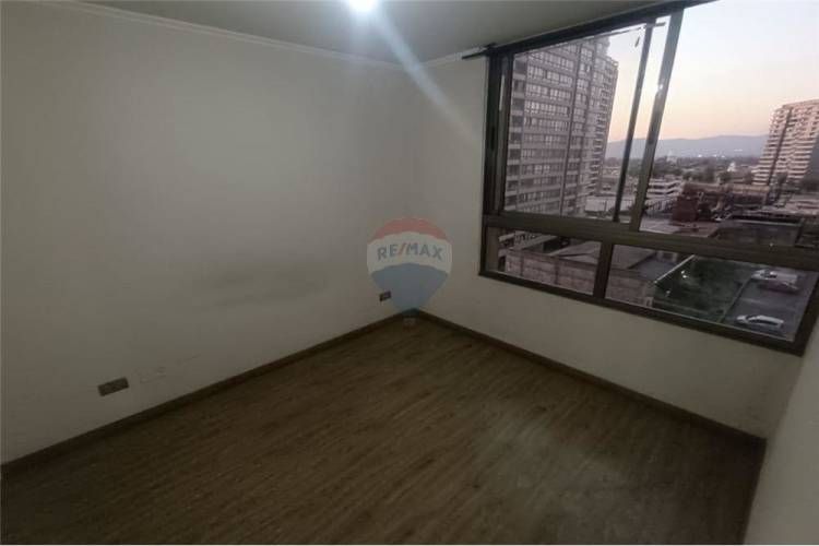 Depto en independencia calle venecia.