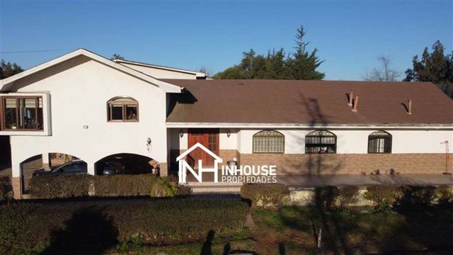 CASA PARCELA 281MT CONSTRUIDOS Y 7200 MTS TOTALES PEÑAFLOR