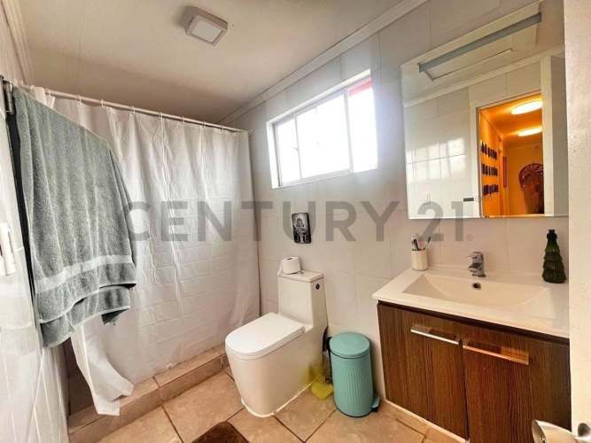 Se vende casa solida, sector Peñuelas