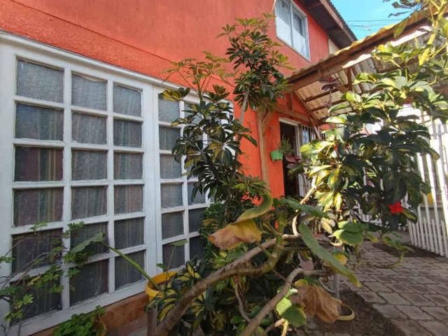 CASA SCL_72528Villa don Carlos V Etapa, Exequiel Aroca Tierras Blancas