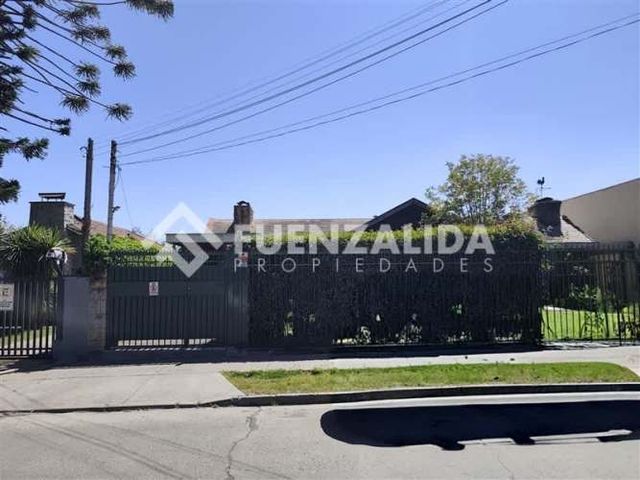 CASA Santo Domingo/ Teniente Bello