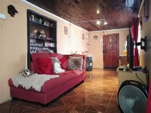 CASA Arturo Prat/ Tocornal Grez/ Sargento Menadier