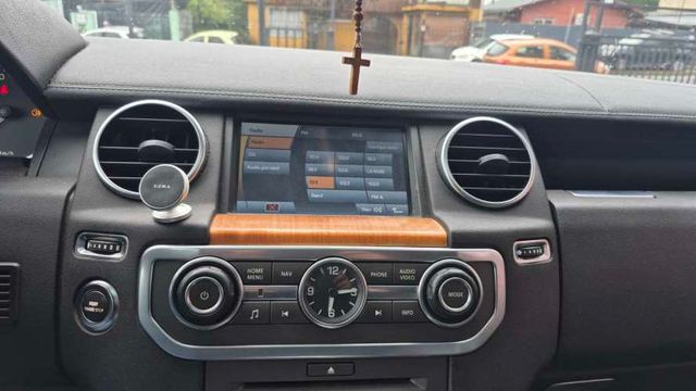 LAND ROVER DISCOVERY 3.0 2011