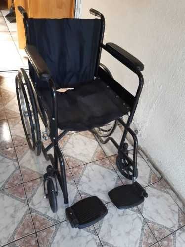 Silla de ruedas marca Blunding