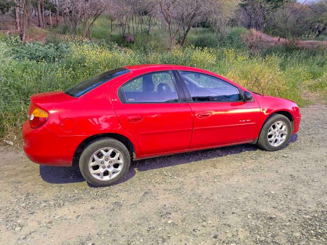 Chrysler neón lx 2.0 año 2002